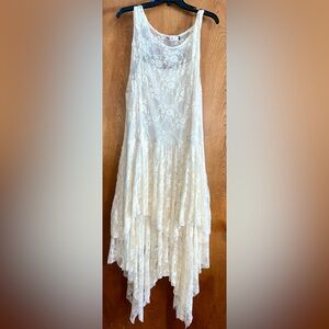 Elegant Lace Dress in Cream